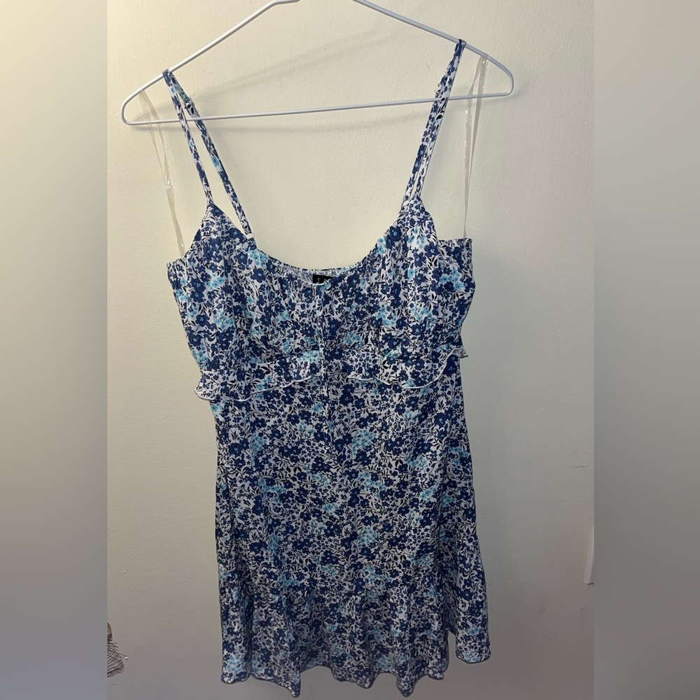 Super Cute Blue flower Sundress. Never worn. Tags on.